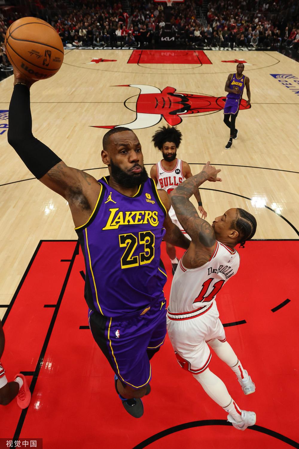 先意味着球 先意味着球